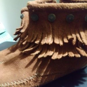 Minnetonka Shoes - Minnetonka booties Minnetonka Shoes - Minnetonka booties